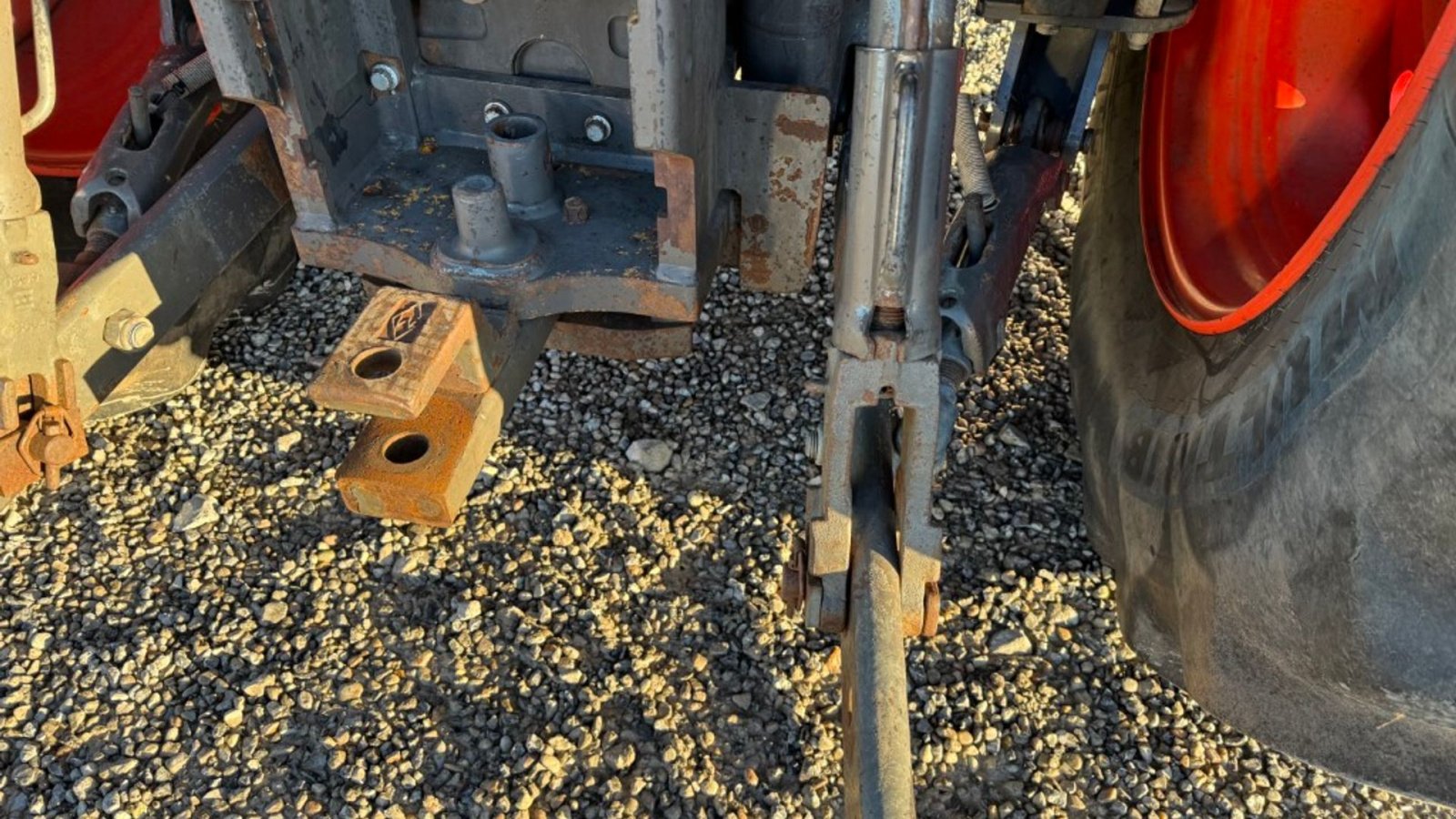 Traktor van het type CLAAS ARION 650 C Matic Med frontpto, Gebrauchtmaschine in Hadsten (Foto 12)