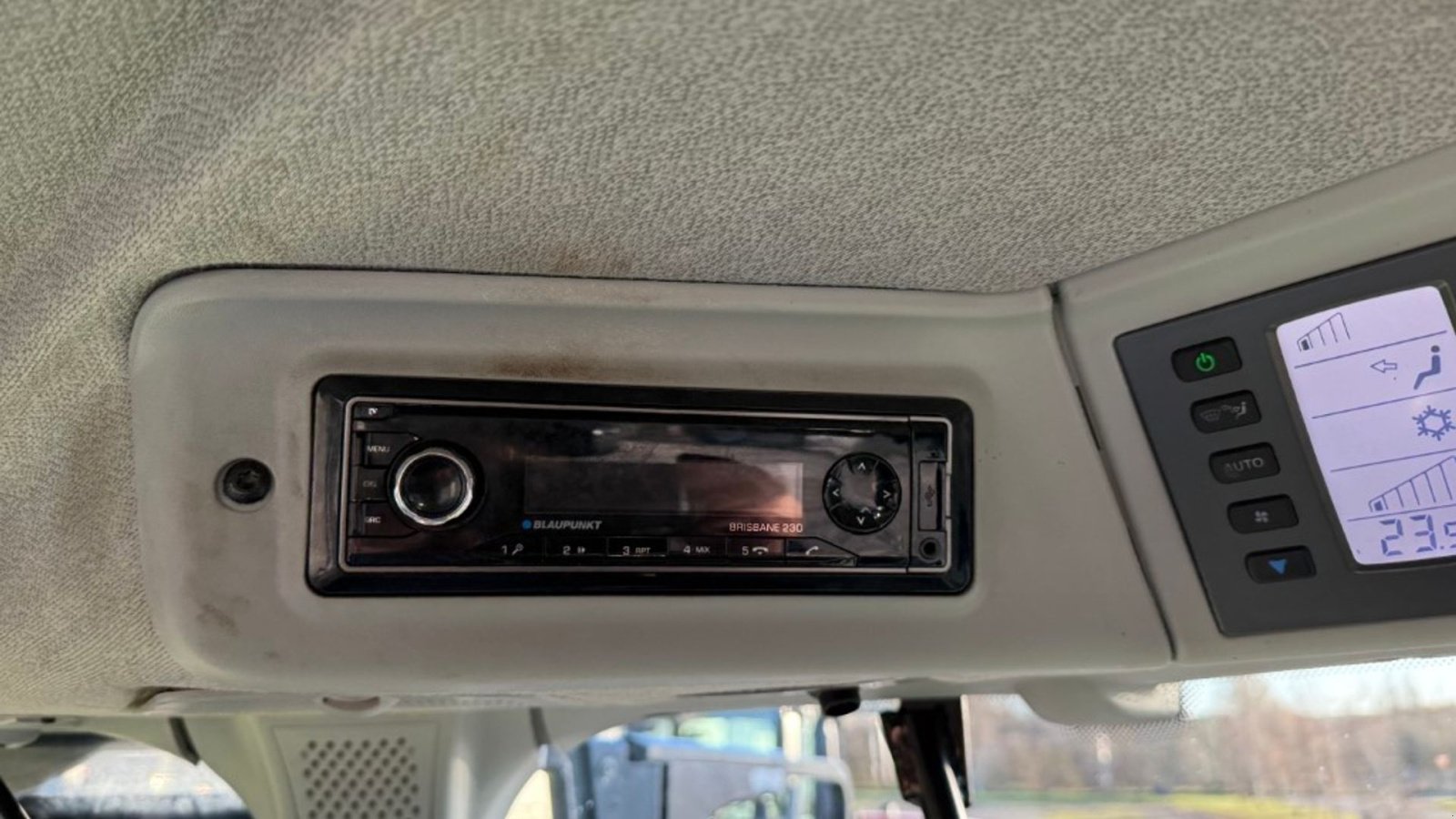 Traktor van het type CLAAS ARION 650 C Matic Med frontpto, Gebrauchtmaschine in Hadsten (Foto 20)