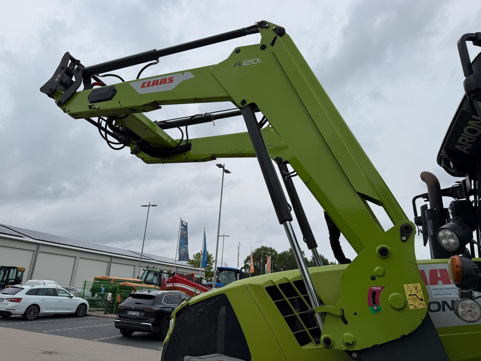 Traktor del tipo CLAAS Arion 650 C-Matic, Gebrauchtmaschine In Bad Oldesloe (Immagine 3)