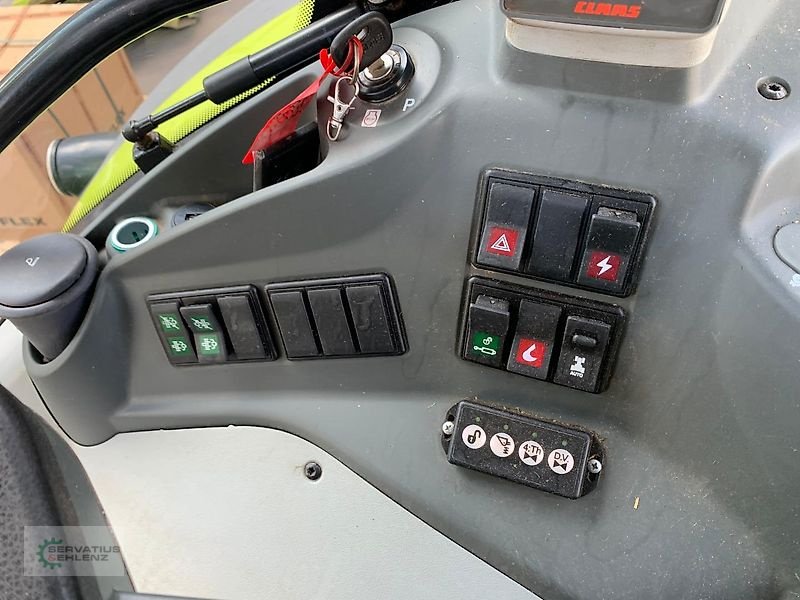 Traktor типа CLAAS Arion 650 CEBIS HEXA mit Fronthydraulik + Zapfwelle, Gebrauchtmaschine в Rittersdorf (Фотография 13)