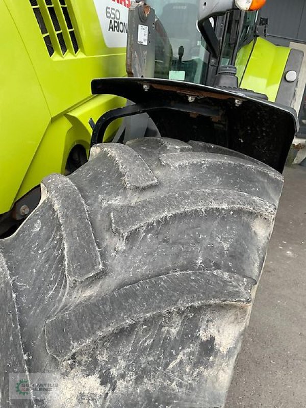 Traktor des Typs CLAAS Arion 650 CEBIS mit Fronthydraulik / Zapfwelle / Konsolen, Gebrauchtmaschine in Rittersdorf (Bild 17)