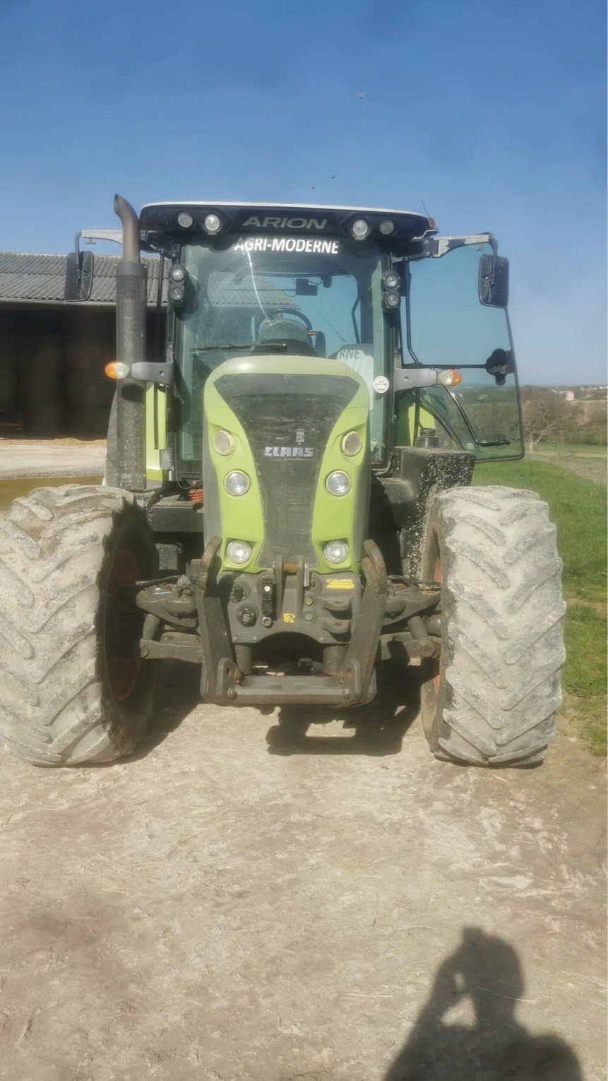 Traktor vrste CLAAS ARION 650 CEBIS, Gebrauchtmaschine v ORLEIX (Slika 1)
