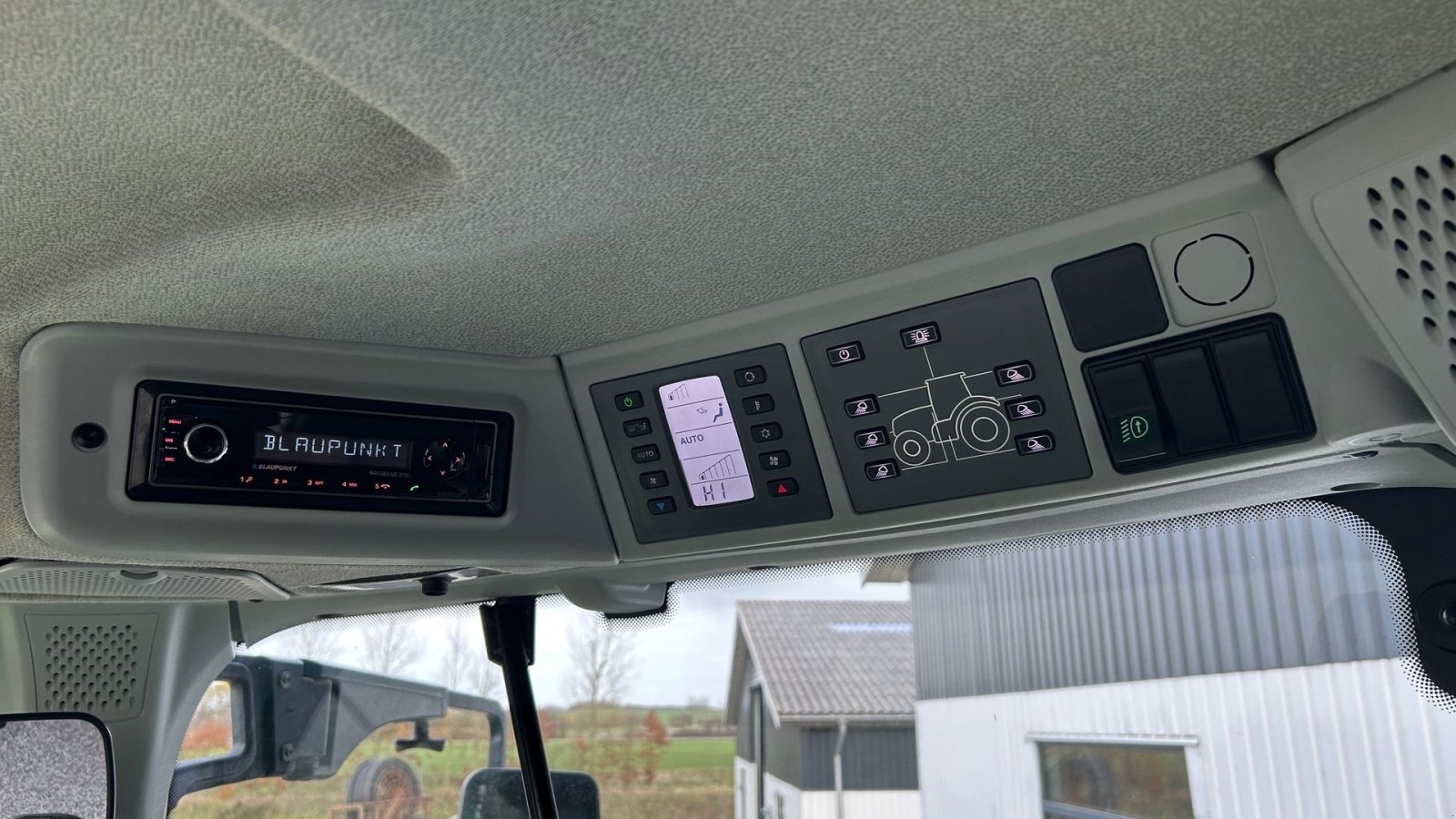 Traktor des Typs CLAAS Arion 650 Cebis, Gebrauchtmaschine in Thorsø (Bild 20)