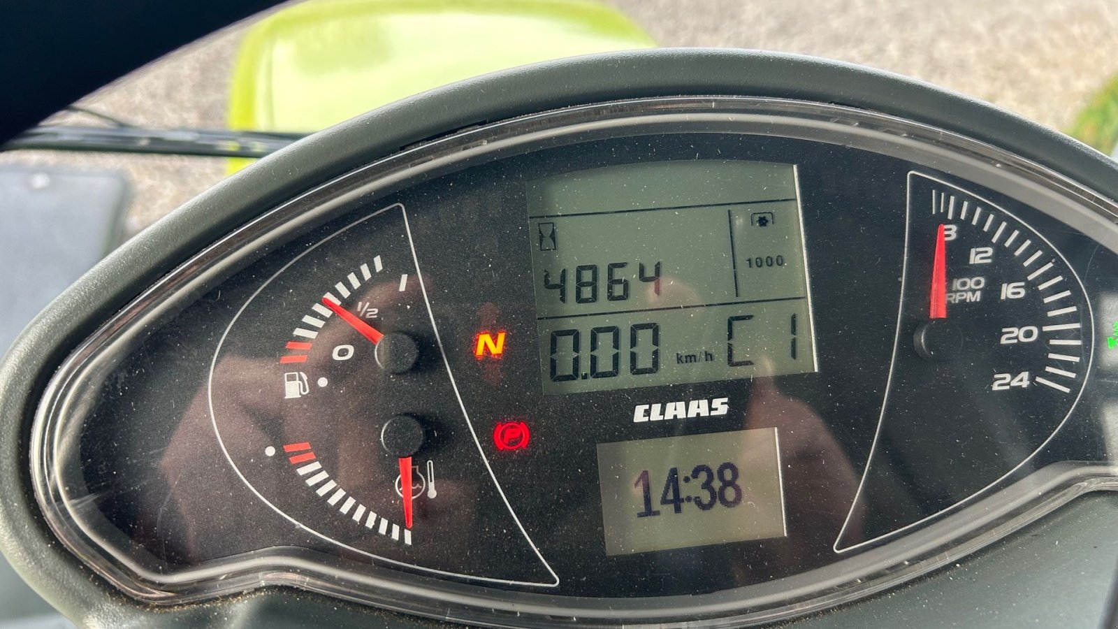 Traktor des Typs CLAAS Arion 650 Cebis, Gebrauchtmaschine in Thorsø (Bild 23)