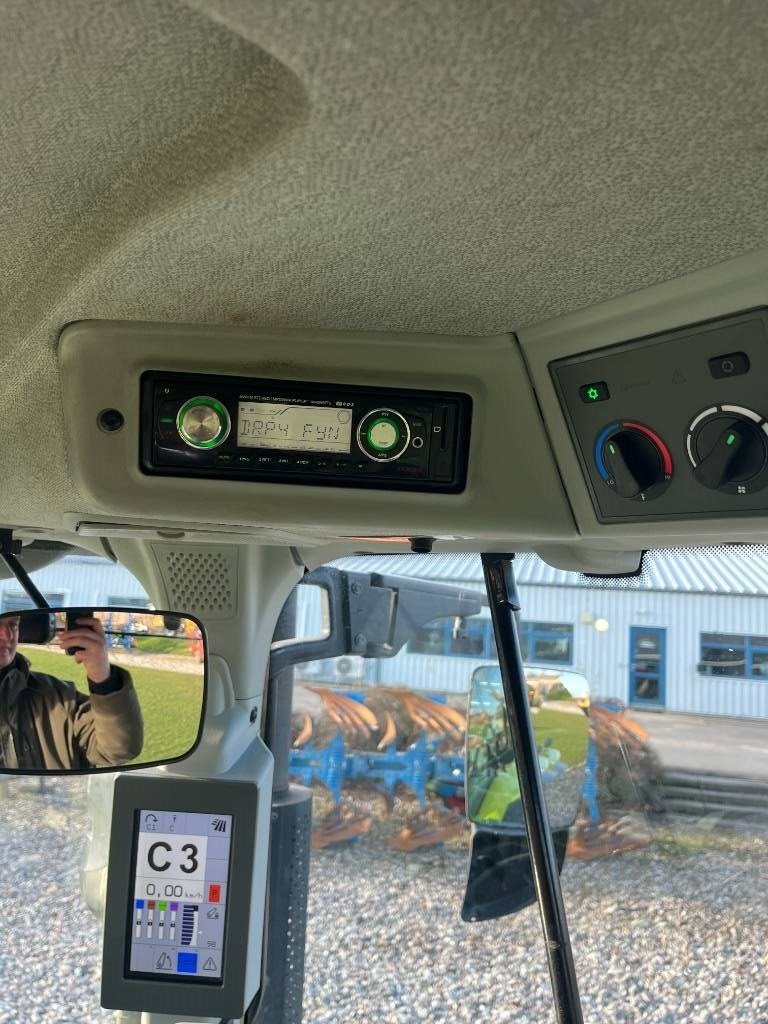 Traktor of the type CLAAS ARION 650 CIS+, Gebrauchtmaschine in Ringe (Picture 18)
