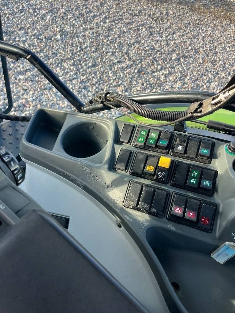 Traktor of the type CLAAS ARION 650 CIS+, Gebrauchtmaschine in Ringe (Picture 21)