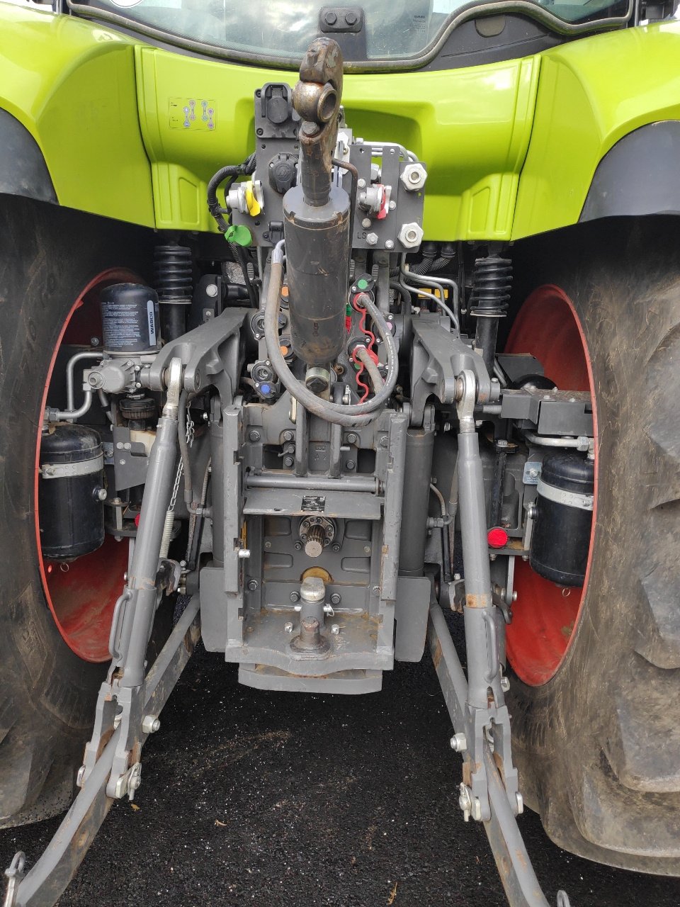 Traktor a típus CLAAS ARION 650 CIS+, Gebrauchtmaschine ekkor: MORLHON LE HAUT (Kép 7)
