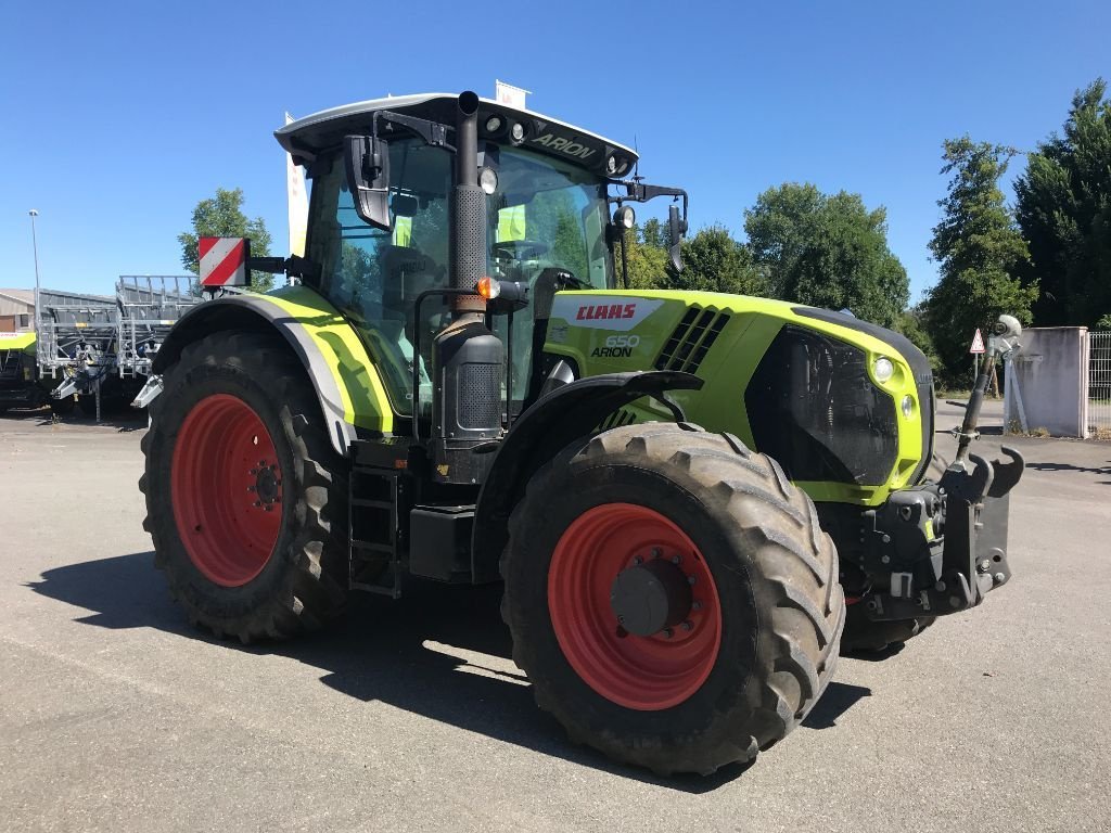Traktor типа CLAAS ARION 650 CIS+, Gebrauchtmaschine в MORLHON LE HAUT (Фотография 4)