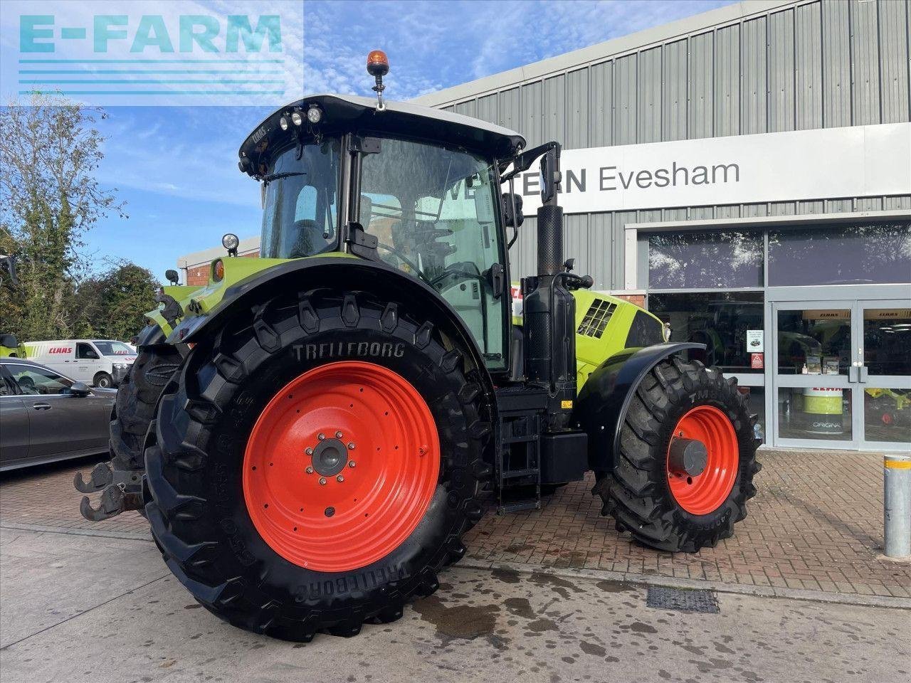 Traktor van het type CLAAS ARION 650 CIS + CIS+, Gebrauchtmaschine in CIRENCESTER (Foto 9)
