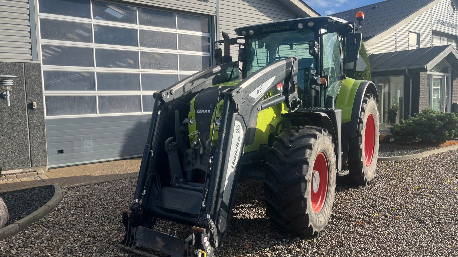 Traktor Türe ait CLAAS ARION 650 CIS+ Focus med frontlift og frontlæsser, Gebrauchtmaschine içinde Lintrup (resim 12)