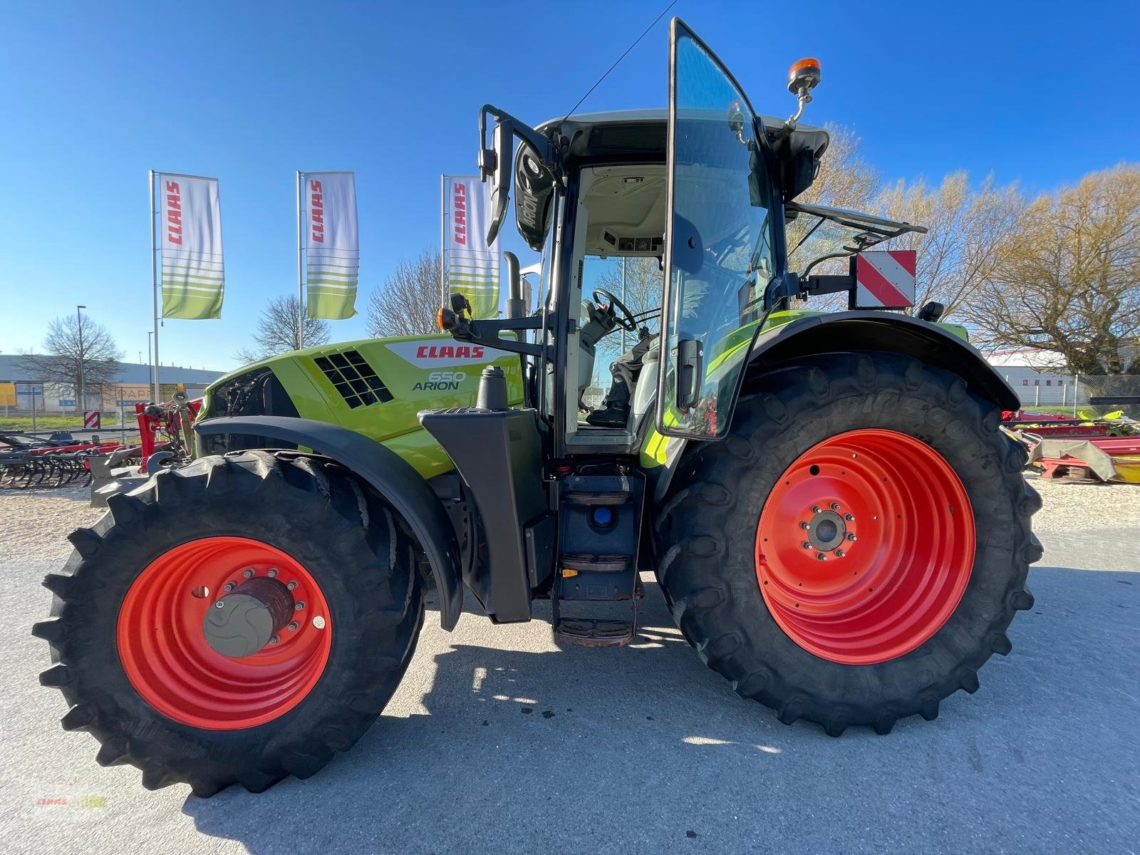 Traktor del tipo CLAAS Arion 650 CIS+  Versteigerung ab-auction, Gebrauchtmaschine In Langenau (Immagine 4)