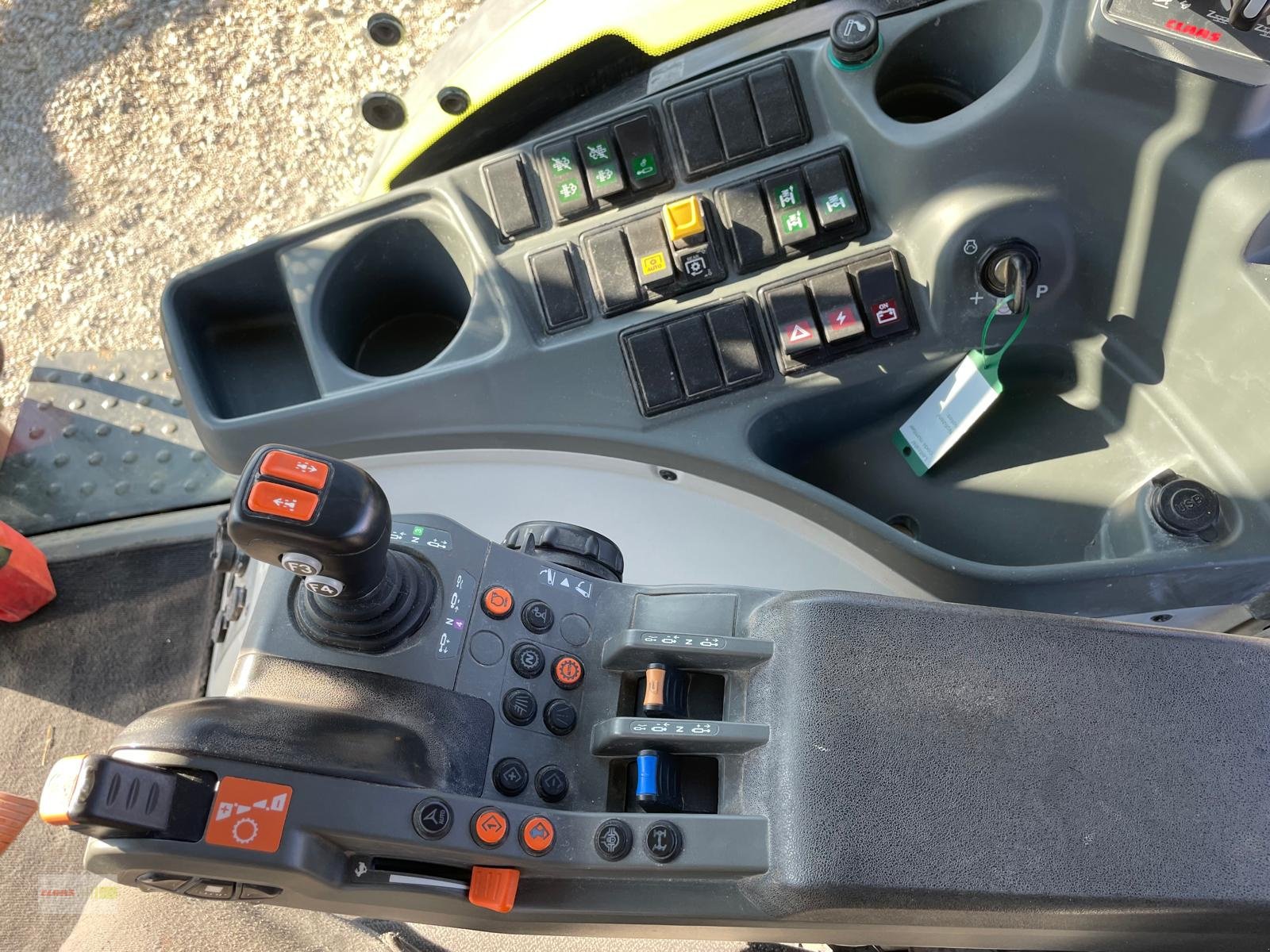 Traktor del tipo CLAAS Arion 650 CIS+  Versteigerung ab-auction, Gebrauchtmaschine In Langenau (Immagine 9)