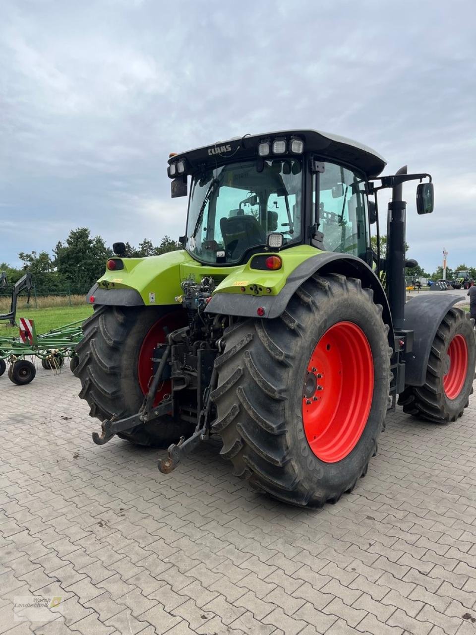Traktor van het type CLAAS Arion 650 CIS, Gebrauchtmaschine in Schora (Foto 5)