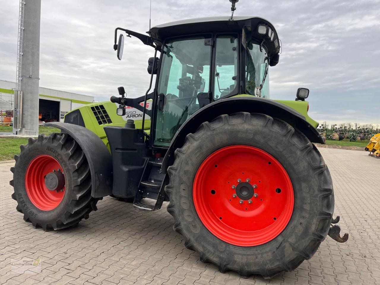 Traktor van het type CLAAS Arion 650 CIS, Gebrauchtmaschine in Schora (Foto 9)