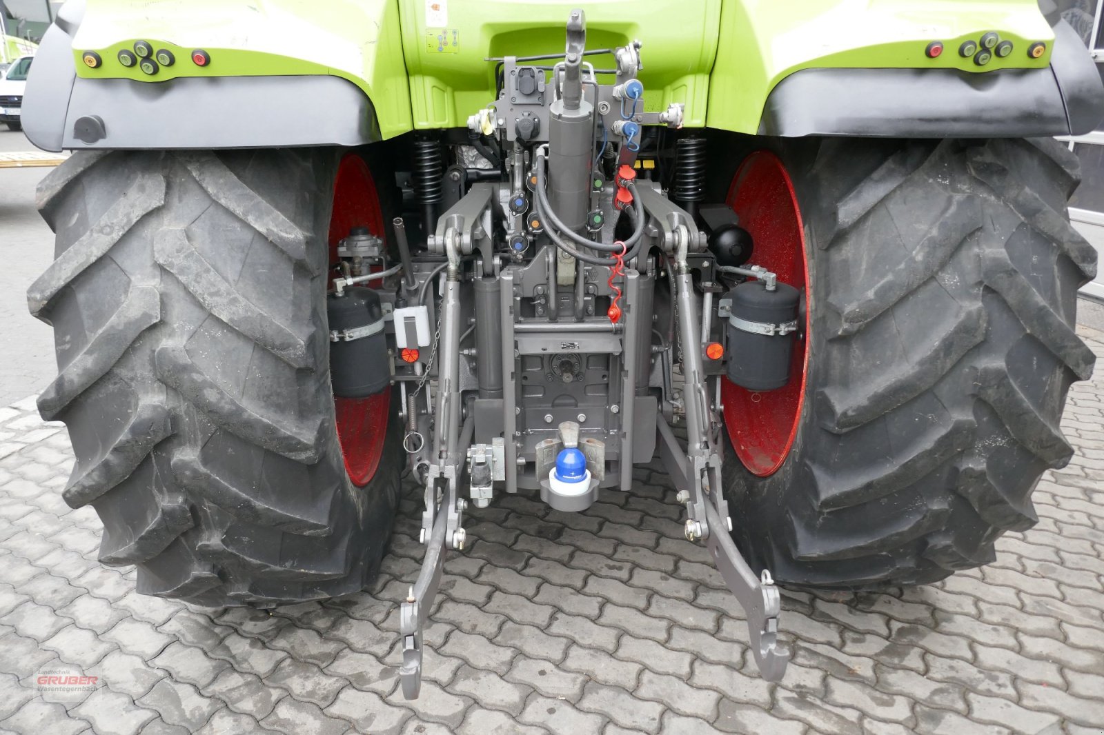 Traktor a típus CLAAS Arion 650 CMATIC CEBIS, Gebrauchtmaschine ekkor: Dorfen (Kép 8)