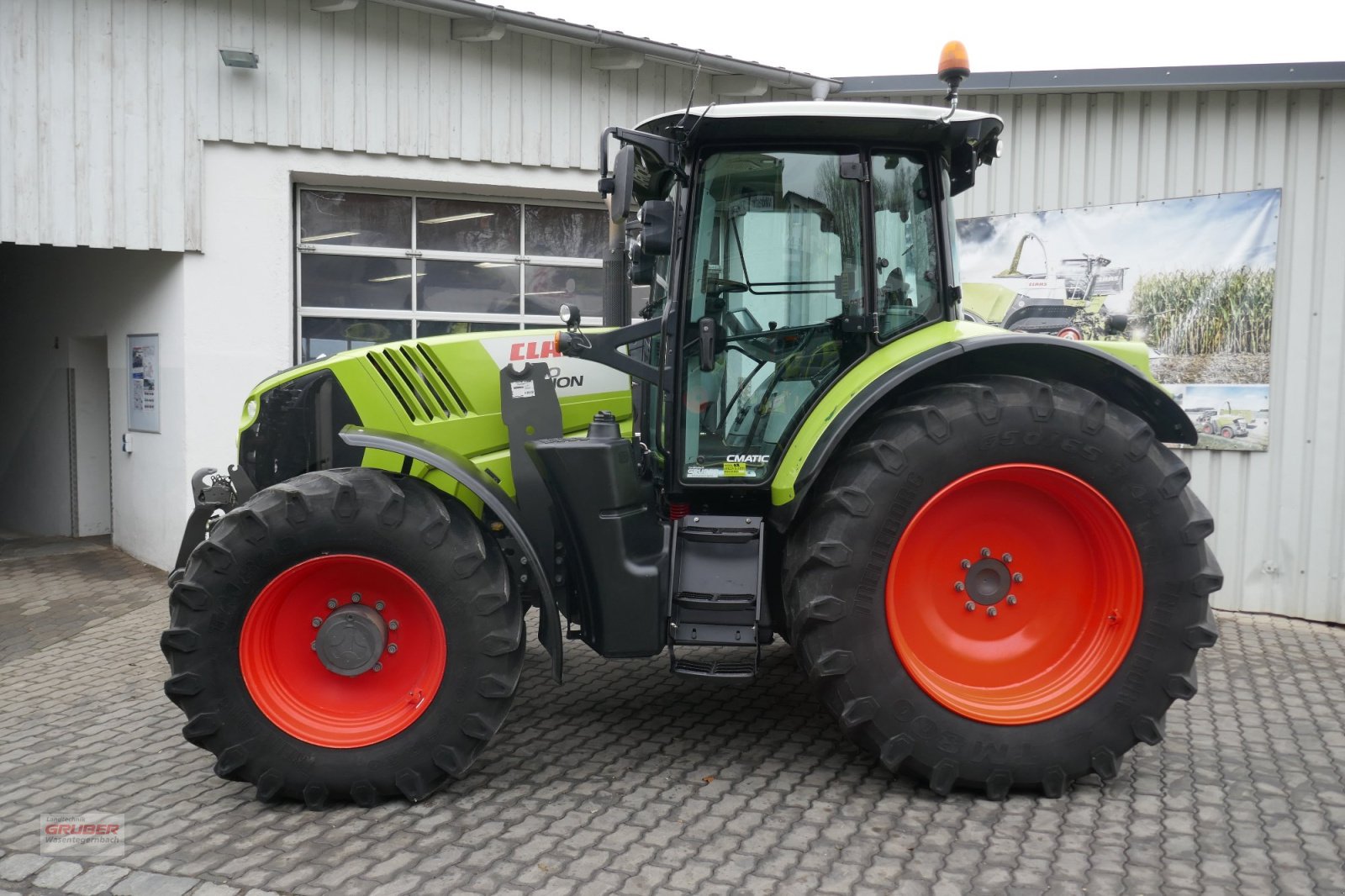 Traktor a típus CLAAS Arion 650 CMATIC CEBIS, Gebrauchtmaschine ekkor: Dorfen (Kép 9)