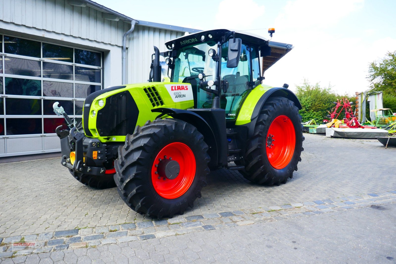 Traktor от тип CLAAS Arion 650 CMATIC CEBIS, Gebrauchtmaschine в Dorfen (Снимка 1)