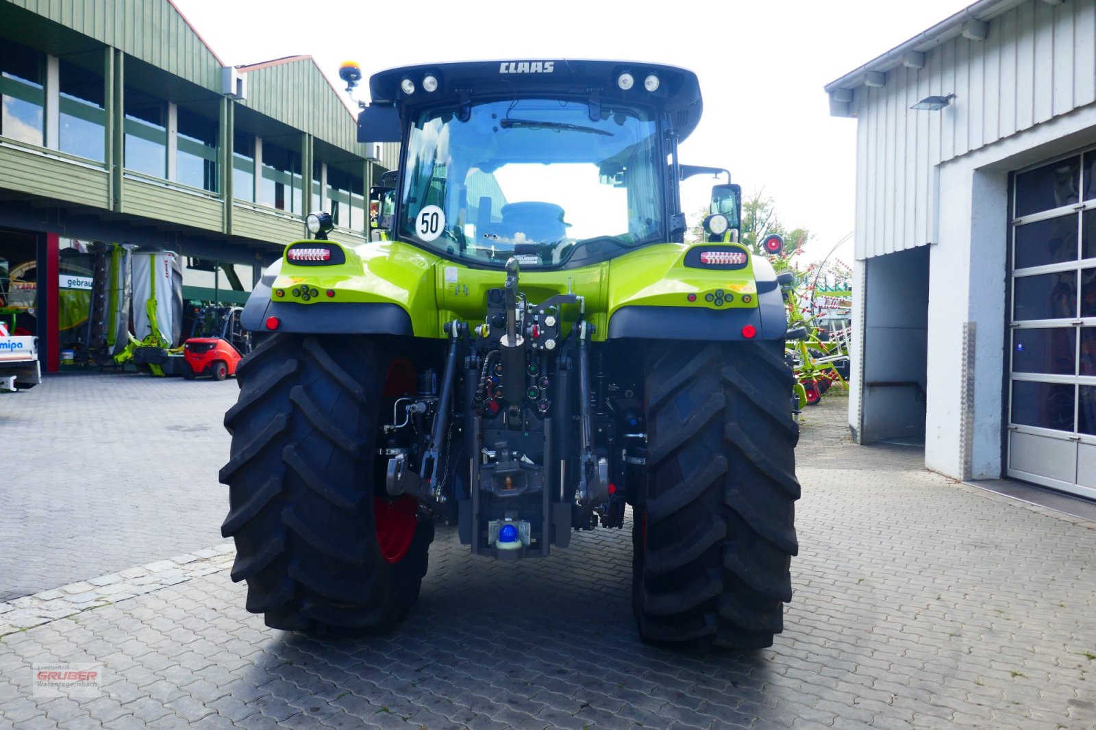 Traktor от тип CLAAS Arion 650 CMATIC CEBIS, Gebrauchtmaschine в Dorfen (Снимка 4)