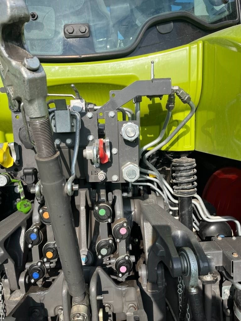 Traktor a típus CLAAS Arion 650 Cmatic, Gebrauchtmaschine ekkor: Ringe (Kép 18)