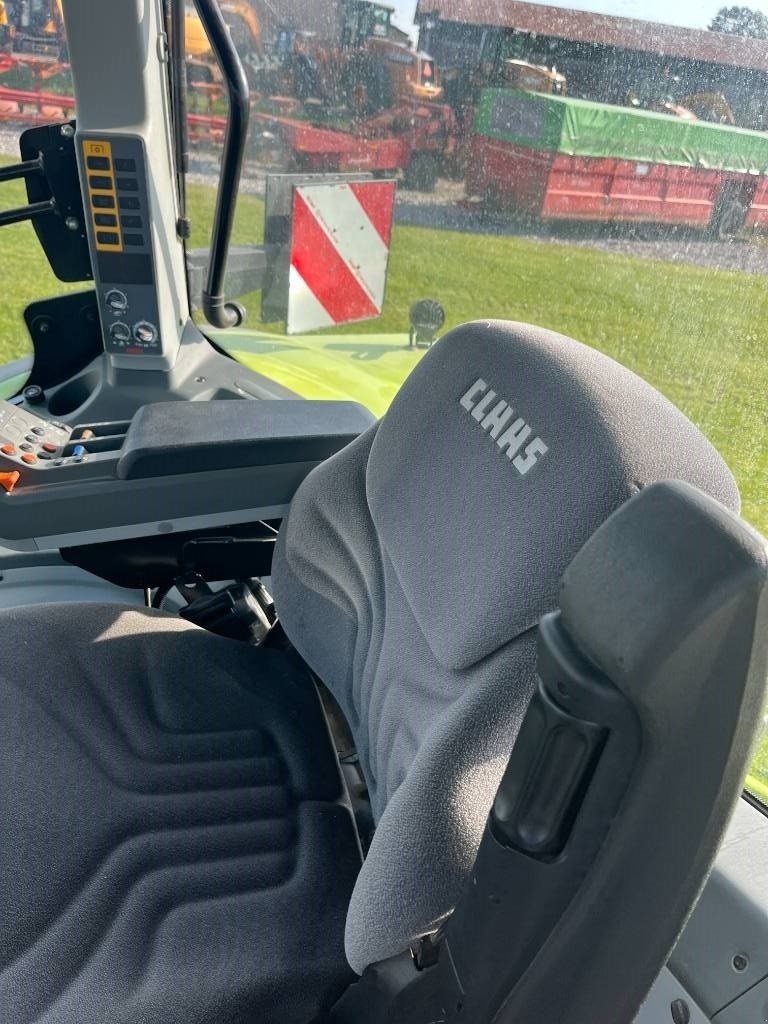 Traktor a típus CLAAS Arion 650 Cmatic, Gebrauchtmaschine ekkor: Ringe (Kép 24)