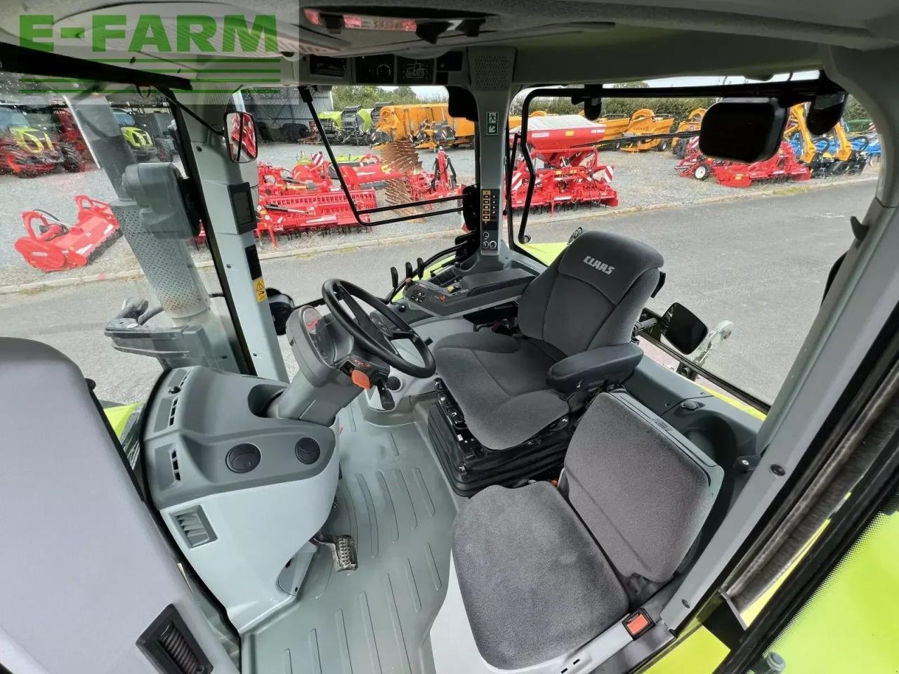 Traktor типа CLAAS arion 650 concept, Gebrauchtmaschine в SAULZET (Фотография 9)
