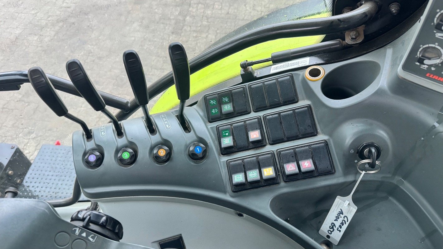 Traktor του τύπου CLAAS ARION 650 Hexa-Shift, Gebrauchtmaschine σε Neubrandenburg (Φωτογραφία 22)