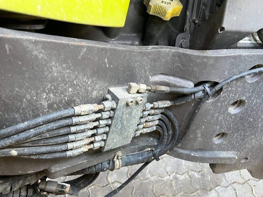 Traktor типа CLAAS Arion 650 Hexashift, Gebrauchtmaschine в Mern (Фотография 12)