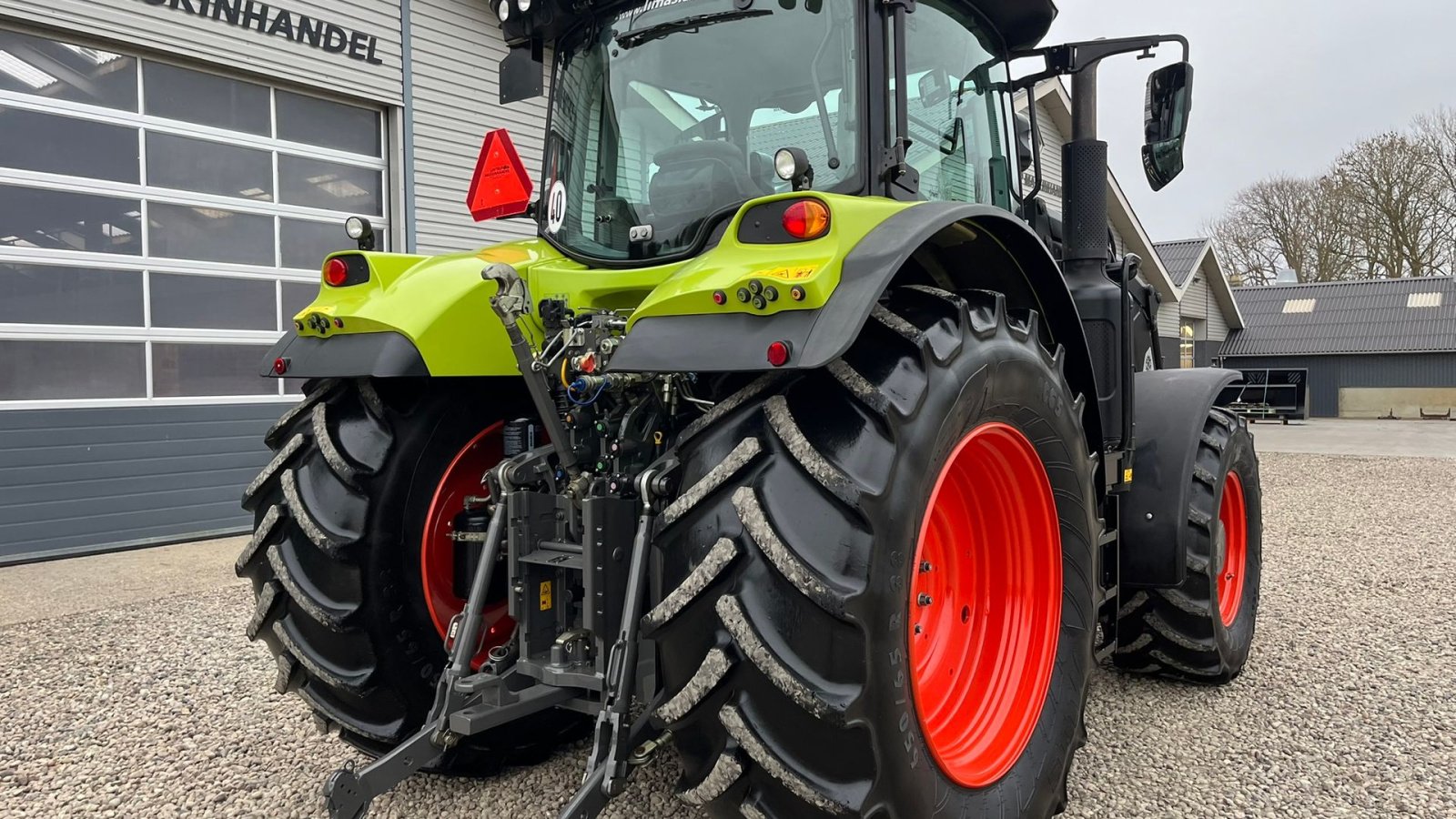 Traktor от тип CLAAS ARION 650 med frontlift og frontlæsser, Gebrauchtmaschine в Lintrup (Снимка 18)