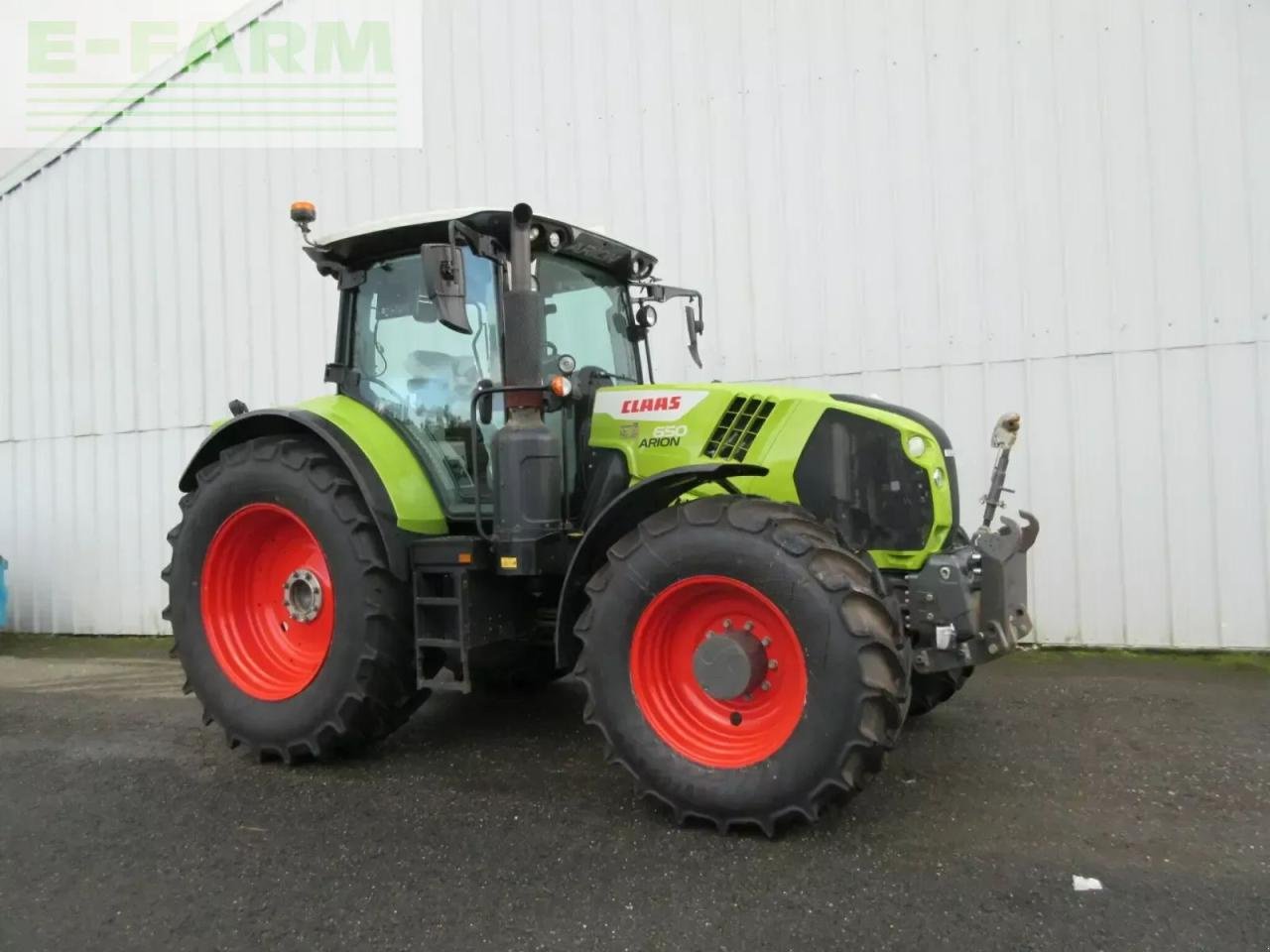 Traktor des Typs CLAAS arion 650 - s5 advance, Gebrauchtmaschine in PLOUIGNEAU (Bild 3)