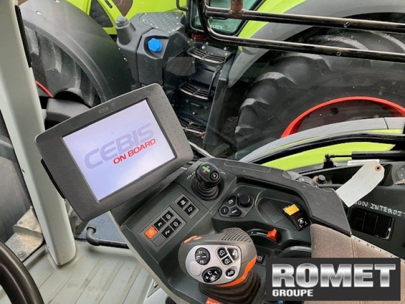 Traktor типа CLAAS ARION 650, Gebrauchtmaschine в Gennes sur glaize (Фотография 11)