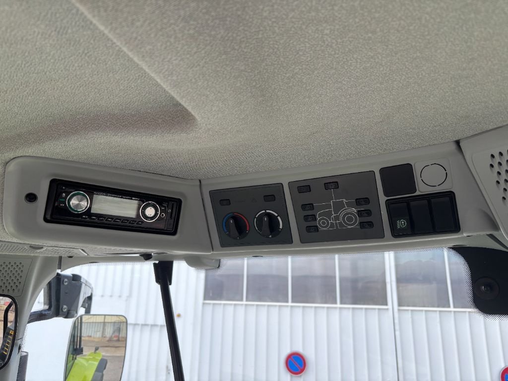 Traktor типа CLAAS ARION 650, Gebrauchtmaschine в VERT TOULON (Фотография 7)