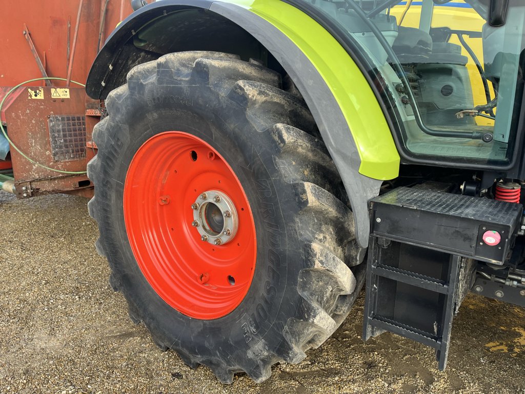 Traktor of the type CLAAS ARION 650, Gebrauchtmaschine in VERT TOULON (Picture 5)