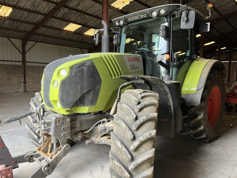Traktor des Typs CLAAS ARION 650, Gebrauchtmaschine in VERT TOULON (Bild 1)
