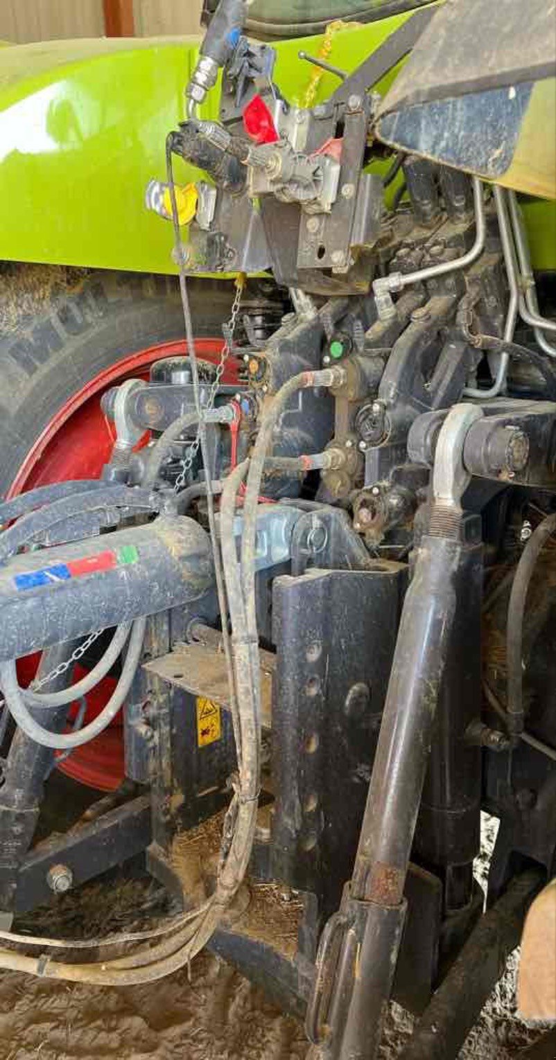 Traktor tipa CLAAS ARION 650, Gebrauchtmaschine u SAINT GAUDENS (Slika 4)