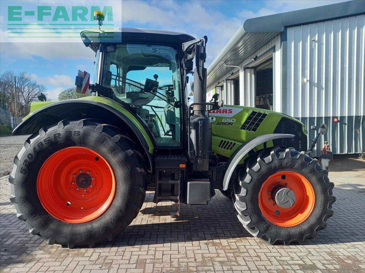 Traktor van het type CLAAS ARION 650, Gebrauchtmaschine in CORNHILL-ON-TWEED (Foto 5)