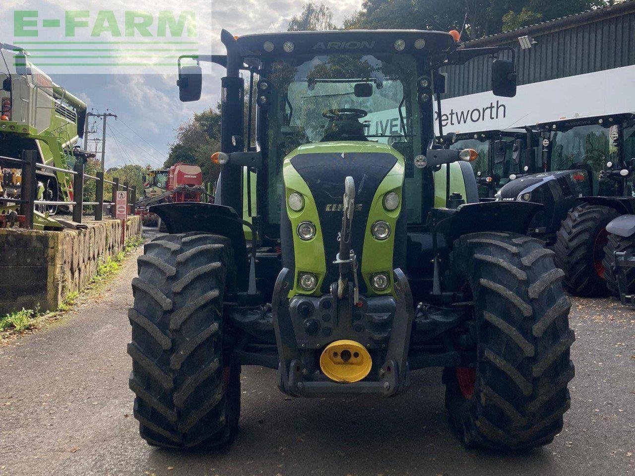 Traktor a típus CLAAS ARION 650, Gebrauchtmaschine ekkor: PETWORTH (Kép 5)