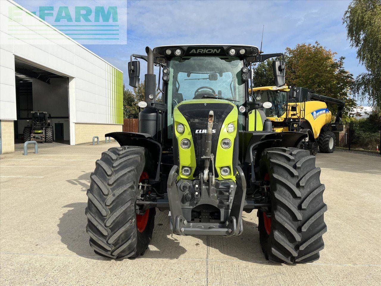 Traktor типа CLAAS ARION 650, Gebrauchtmaschine в SUFFOLK (Фотография 2)