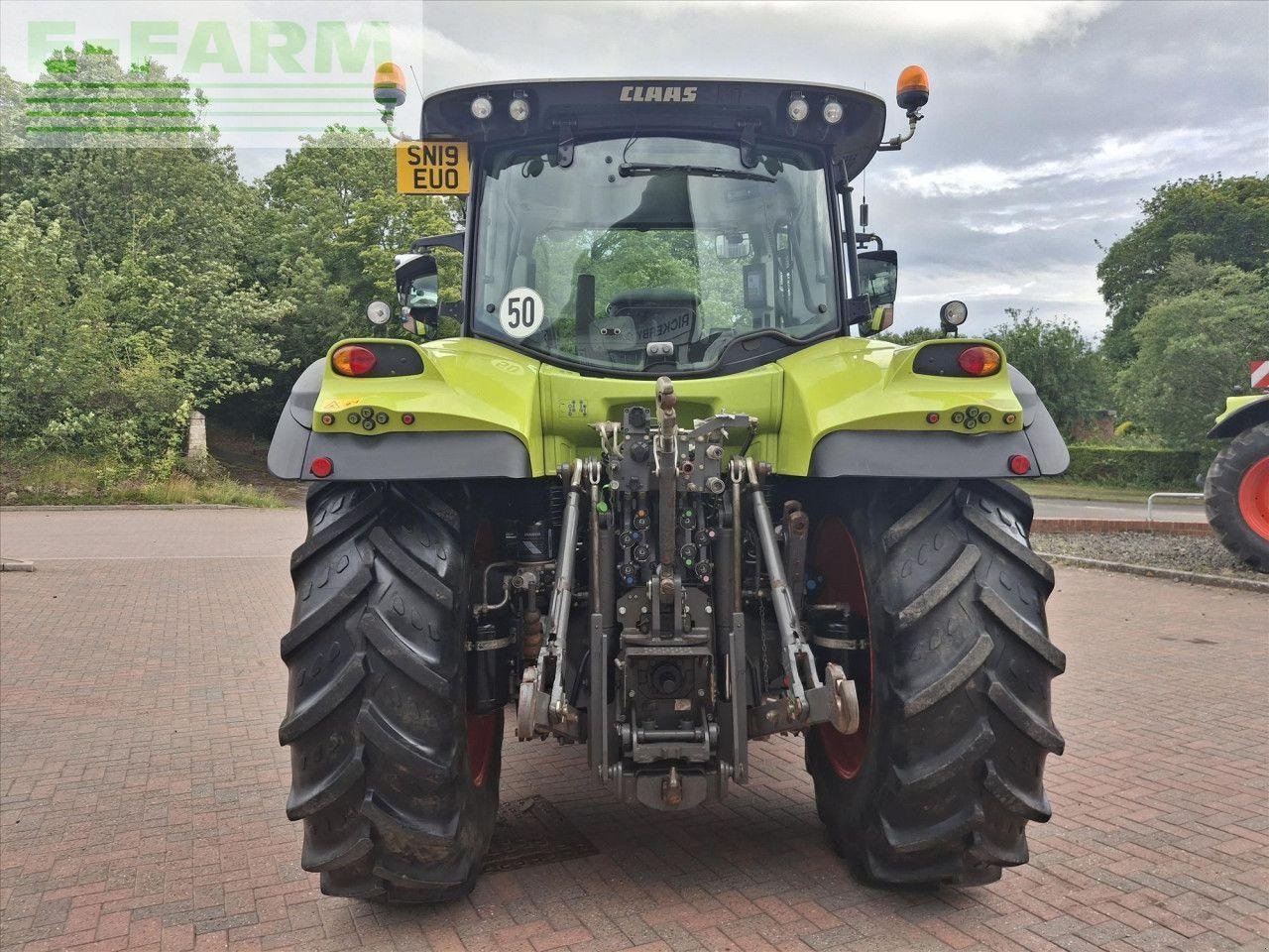 Traktor typu CLAAS ARION 650, Gebrauchtmaschine v CORNHILL-ON-TWEED (Obrázek 5)
