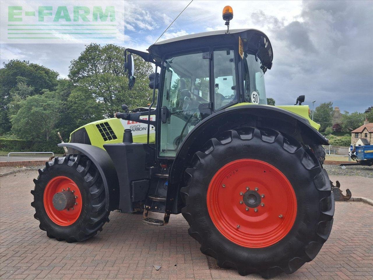 Traktor typu CLAAS ARION 650, Gebrauchtmaschine v CORNHILL-ON-TWEED (Obrázek 8)