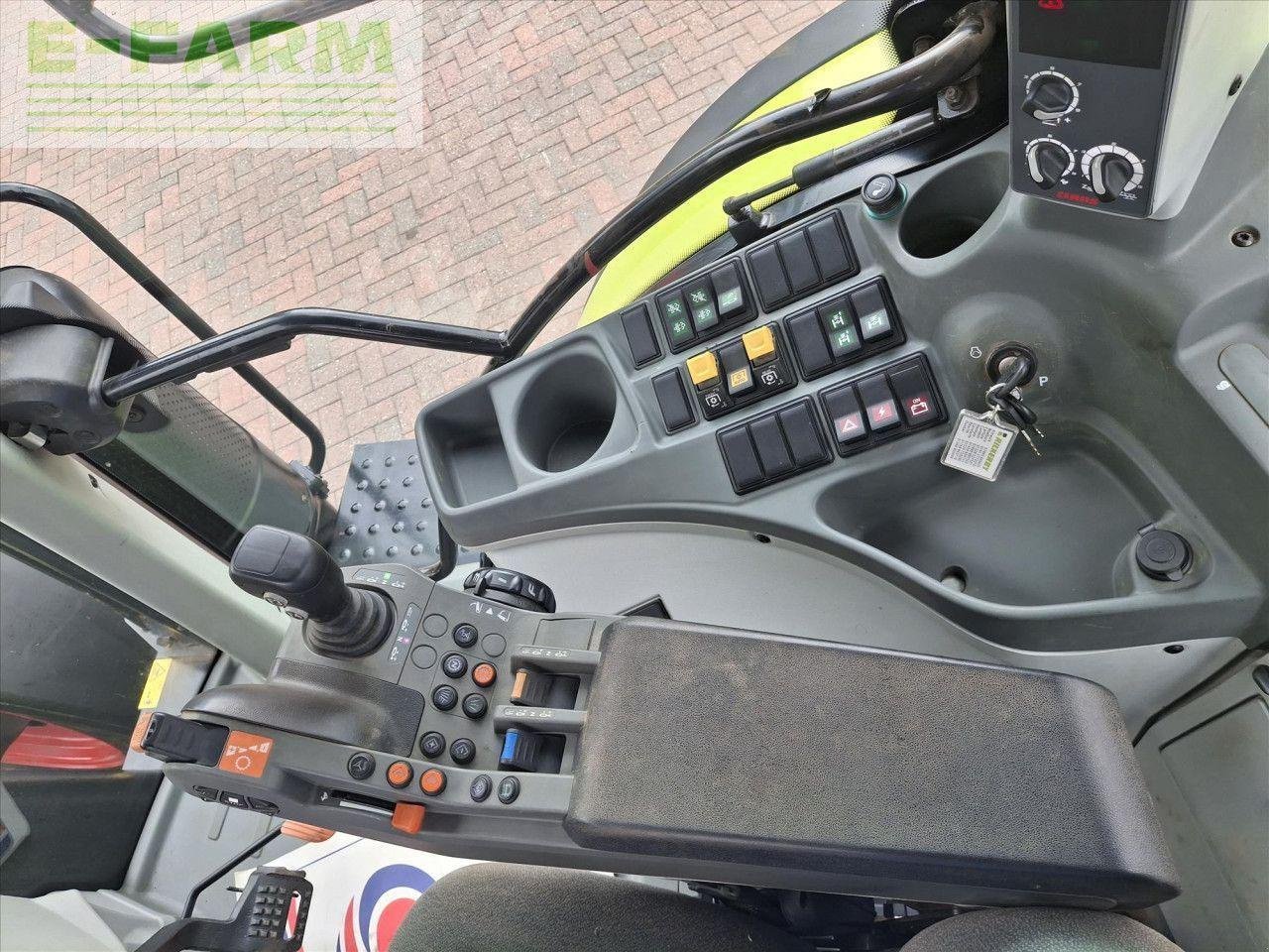 Traktor typu CLAAS ARION 650, Gebrauchtmaschine v CORNHILL-ON-TWEED (Obrázek 13)