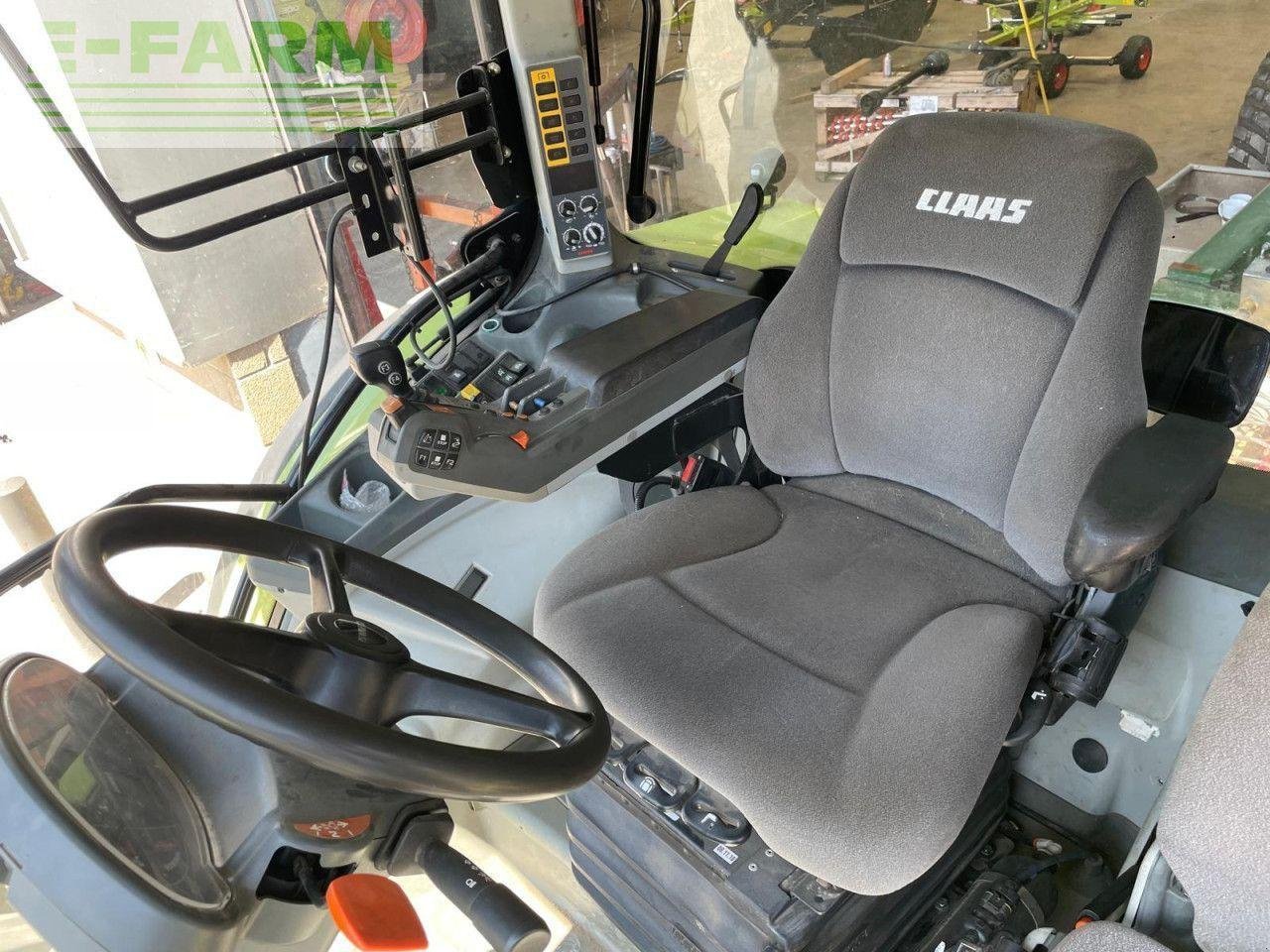 Traktor typu CLAAS ARION 650, Gebrauchtmaschine v PETWORTH (Obrázek 6)
