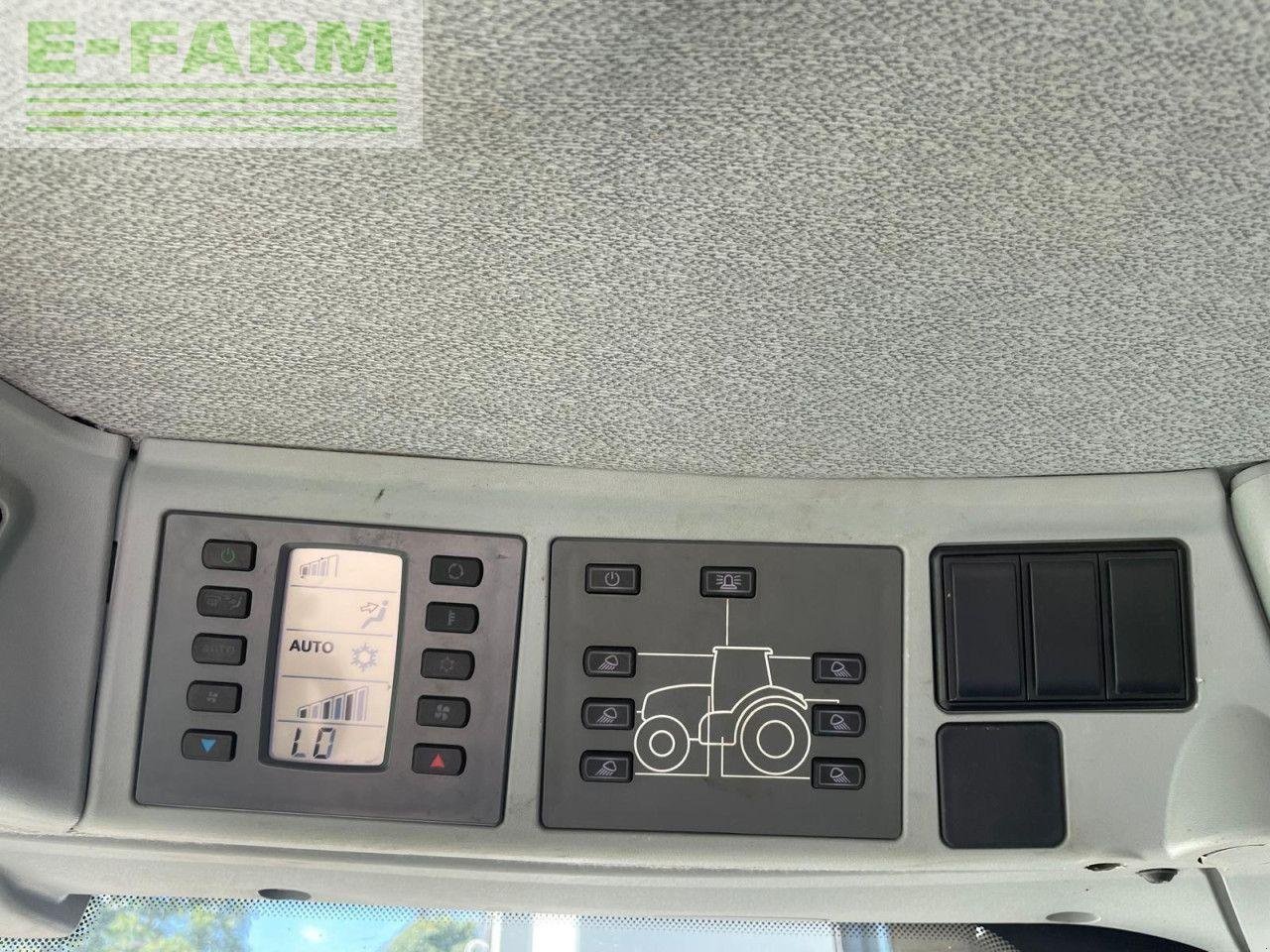 Traktor typu CLAAS ARION 650, Gebrauchtmaschine v PETWORTH (Obrázek 7)