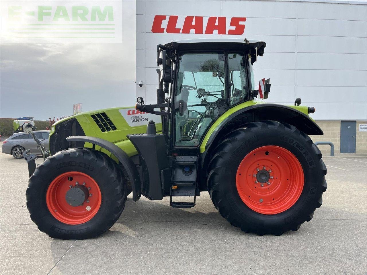 Traktor of the type CLAAS ARION 650, Gebrauchtmaschine in SUFFOLK (Picture 10)