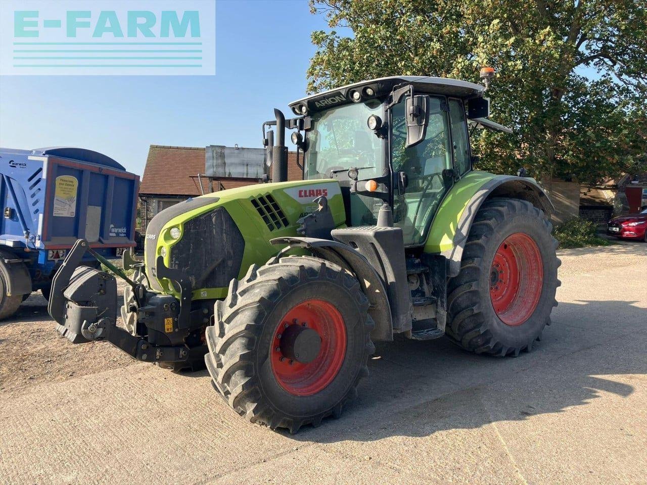 Traktor typu CLAAS ARION 650, Gebrauchtmaschine v PETWORTH (Obrázek 1)