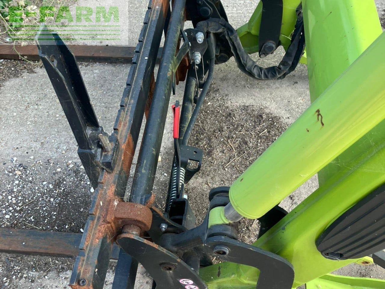 Traktor typu CLAAS ARION 650, Gebrauchtmaschine v PETWORTH (Obrázek 4)