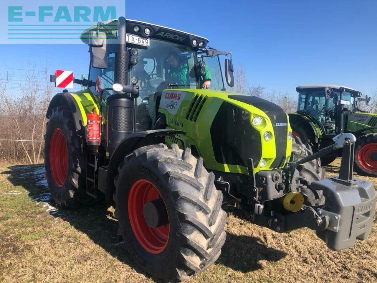 Traktor от тип CLAAS Arion 650, Gebrauchtmaschine в Hamburg (Снимка 1)