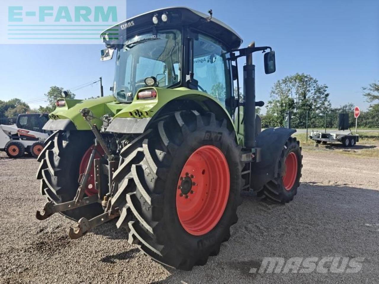 Traktor от тип CLAAS arion 650, Gebrauchtmaschine в CHICHÉ (79 - DEUX-SEVRES) (Снимка 8)