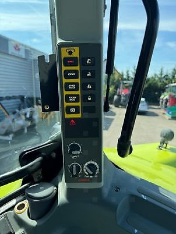 Traktor des Typs CLAAS ARION 650, Gebrauchtmaschine in Sainte-Croix-en-Plaine (Bild 10)