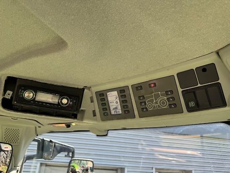 Traktor des Typs CLAAS ARION 650, Gebrauchtmaschine in Sainte-Croix-en-Plaine (Bild 8)