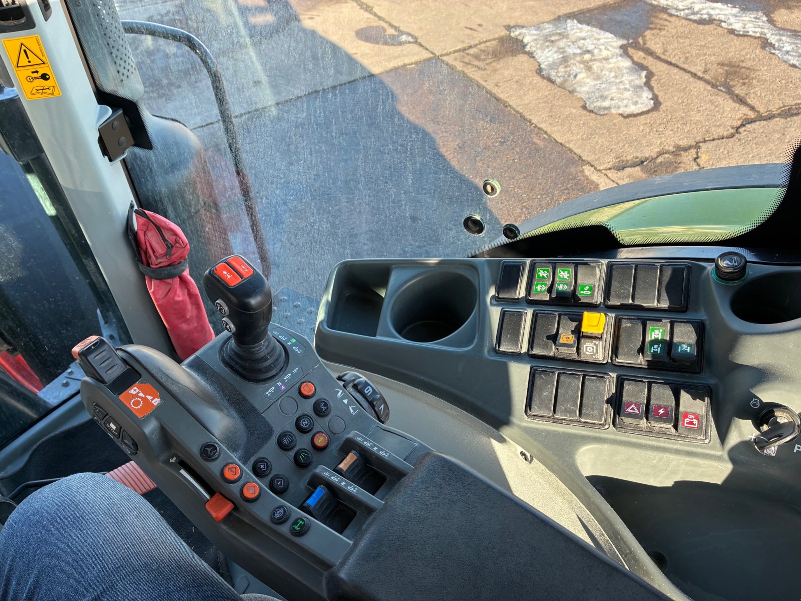 Traktor Türe ait CLAAS Arion 650, Gebrauchtmaschine içinde Ebeleben (resim 6)